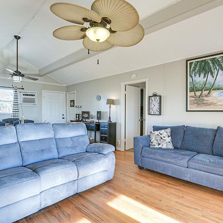 Second-Row Surfside Beach House Newly Renovated! Exterior foto