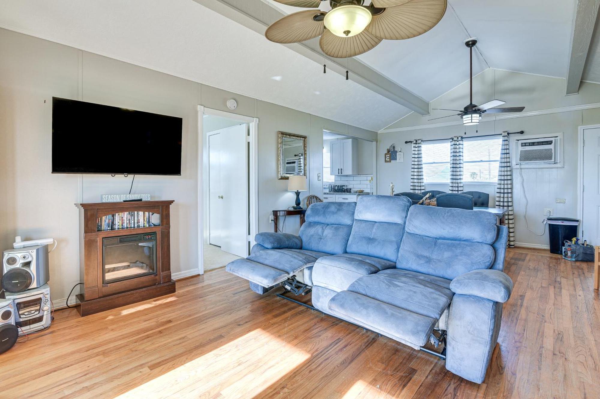 Second-Row Surfside Beach House Newly Renovated! Exterior foto